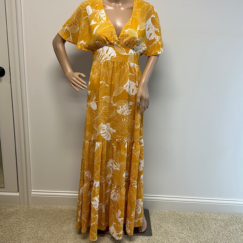 Lulus Open Back Golden Yellow Long Maxi Dress with Flutter Sleeves size S
